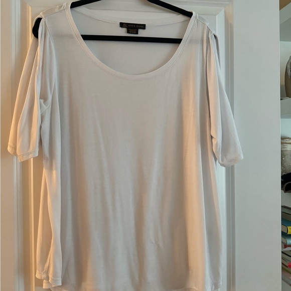 Plus Size 2X White T-Shirt - Picture 4 of 4
